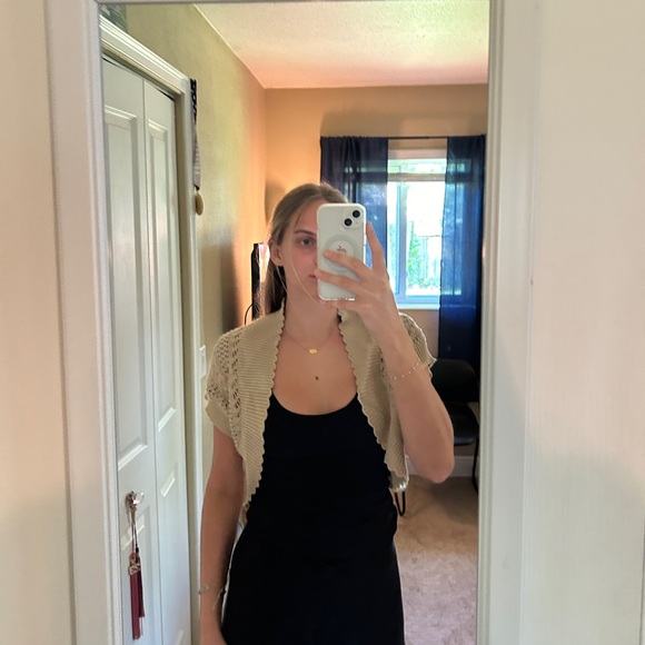 Knit cropped sweater - Picture 2 of 4